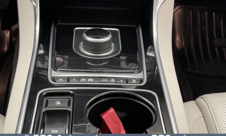 Jaguar XE 2.0i Prestige Automatas 2017 full