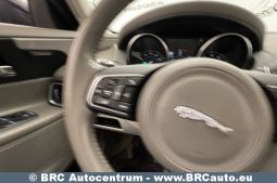 Jaguar XE 2.0i Prestige Automatas 2017 full