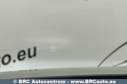Jaguar XE 2.0i Prestige Automatas 2017 full