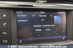 Jaguar XE 2.0i Prestige Automatas 2017 full