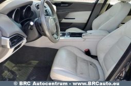 Jaguar XE 2.0i Prestige Automatas 2017 full