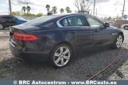 Jaguar XE 2.0i Prestige Automatas 2017 full