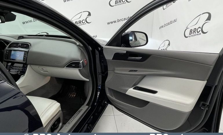 Jaguar XE 2.0i Prestige Automatas 2017 full