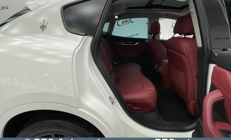 Maserati Levante 3.0 Automatas 2022 full
