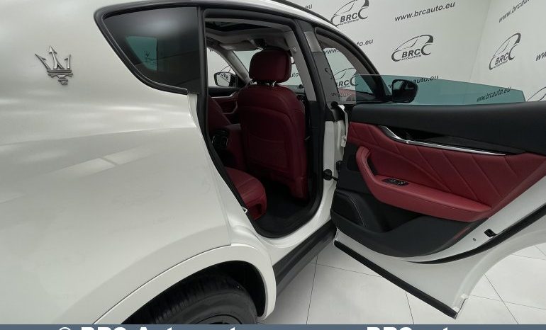 Maserati Levante 3.0 Automatas 2022 full