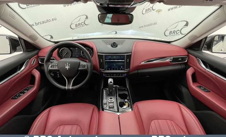 Maserati Levante 3.0 Automatas 2022 full