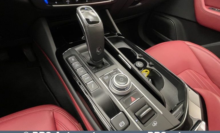 Maserati Levante 3.0 Automatas 2022 full
