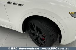 Maserati Levante 3.0 Automatas 2022 full