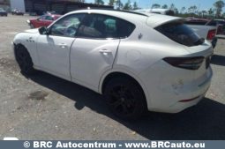 Maserati Levante 3.0 Automatas 2022 full