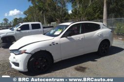 Maserati Levante 3.0 Automatas 2022 full