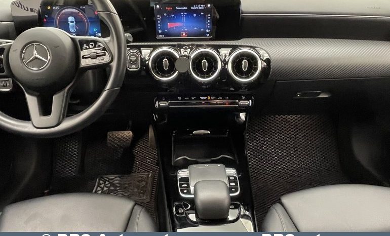 Mercedes-Benz A 180 Automatas 2019 full