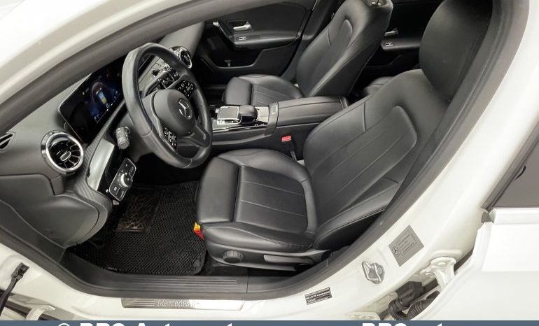 Mercedes-Benz A 180 Automatas 2019 full