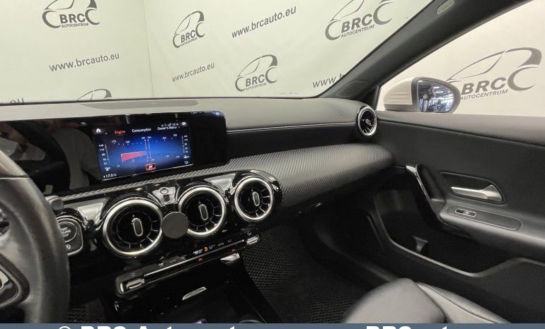 Mercedes-Benz A 180 Automatas 2019 full
