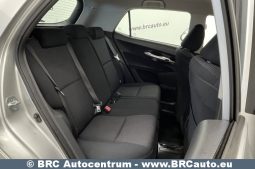 Toyota Auris 1.6 VVT-i Linea Sol Advanced 2012 full