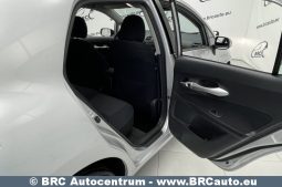 Toyota Auris 1.6 VVT-i Linea Sol Advanced 2012 full