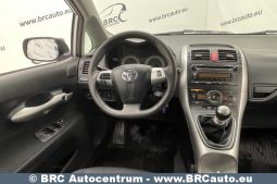 Toyota Auris 1.6 VVT-i Linea Sol Advanced 2012 full