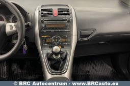 Toyota Auris 1.6 VVT-i Linea Sol Advanced 2012 full