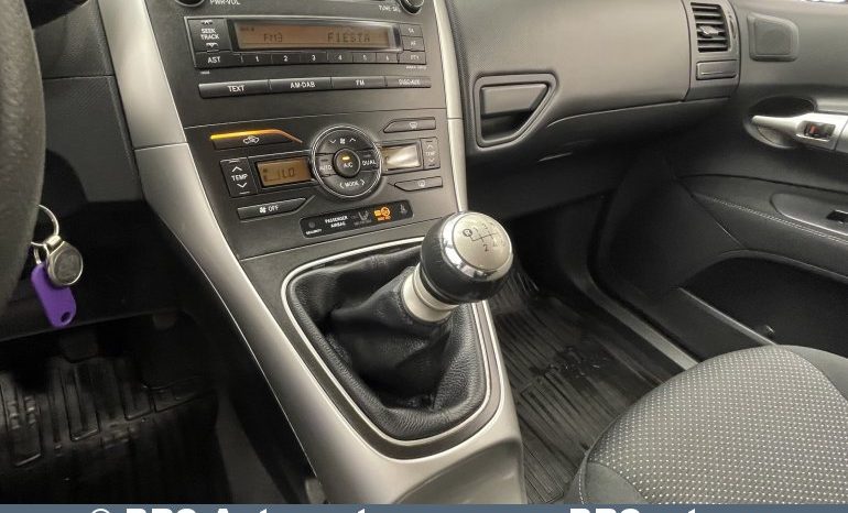 Toyota Auris 1.6 VVT-i Linea Sol Advanced 2012 full