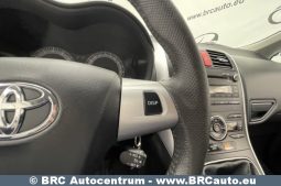 Toyota Auris 1.6 VVT-i Linea Sol Advanced 2012 full