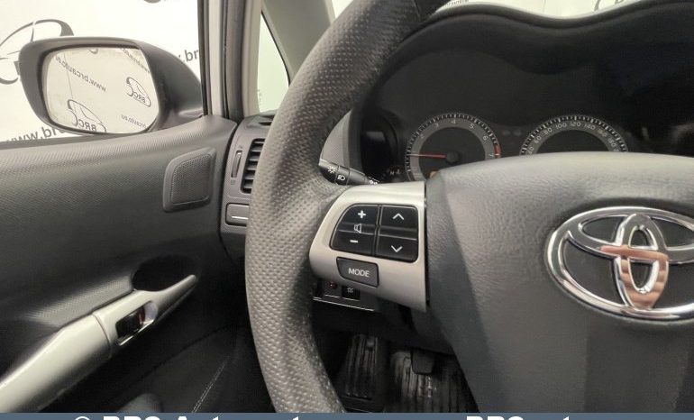 Toyota Auris 1.6 VVT-i Linea Sol Advanced 2012 full