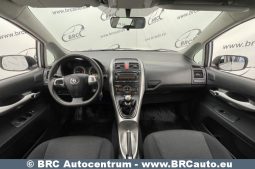 Toyota Auris 1.6 VVT-i Linea Sol Advanced 2012 full