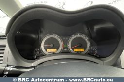 Toyota Auris 1.6 VVT-i Linea Sol Advanced 2012 full