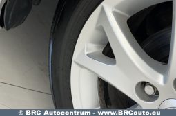 Toyota Auris 1.6 VVT-i Linea Sol Advanced 2012 full
