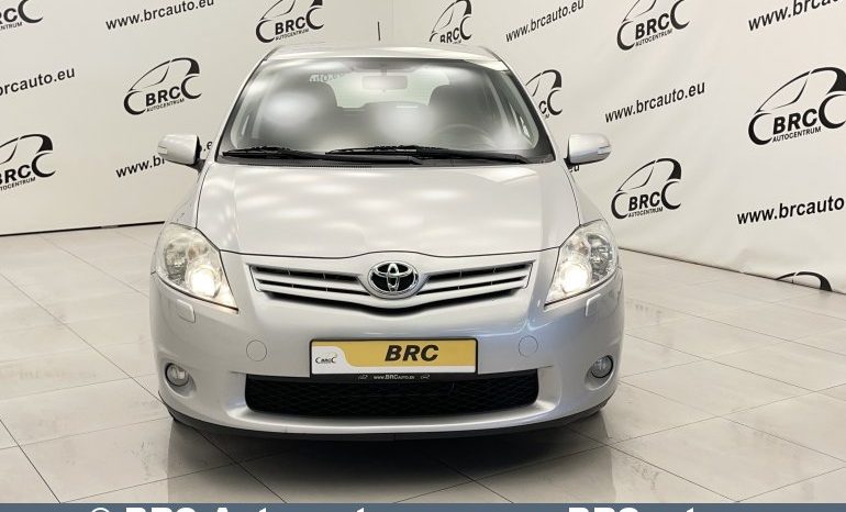 Toyota Auris 1.6 VVT-i Linea Sol Advanced 2012 full