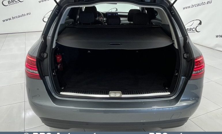 Mercedes-Benz C 220 T d Estate Automatas 2019 full