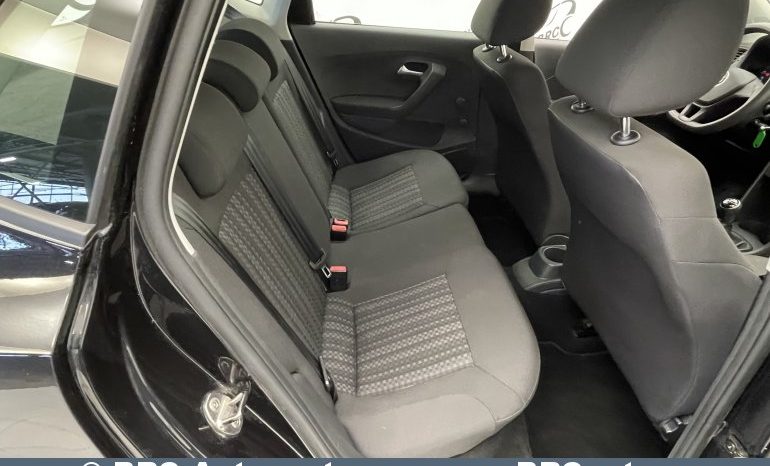 Volkswagen Polo 1.4 TDI Trendline 2015 full