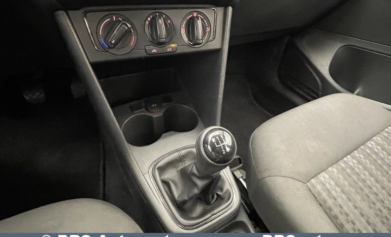 Volkswagen Polo 1.4 TDI Trendline 2015 full