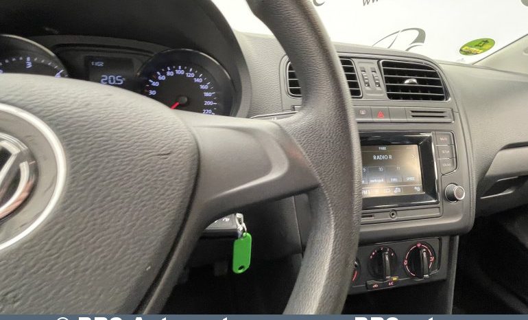 Volkswagen Polo 1.4 TDI Trendline 2015 full