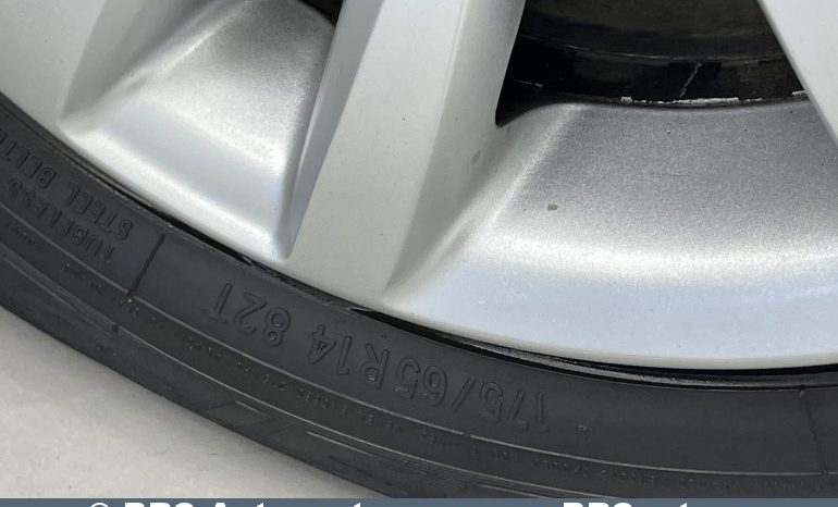 Volkswagen Polo 1.4 TDI Trendline 2015 full
