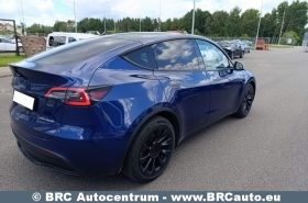 Tesla Model Y  2021