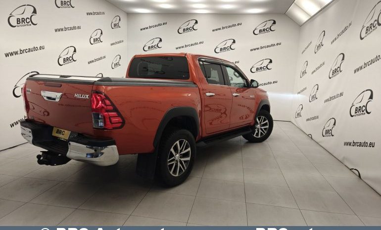 Toyota Hilux Double Cab 2.4 D-4D Anniversary Edition 4WD AT 2019 full
