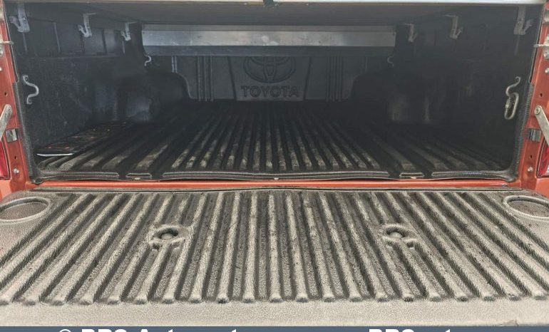 Toyota Hilux Double Cab 2.4 D-4D Anniversary Edition 4WD AT 2019 full