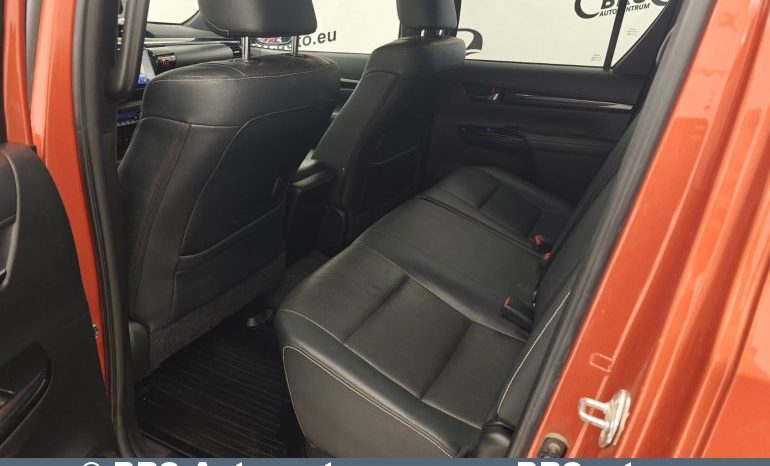 Toyota Hilux Double Cab 2.4 D-4D Anniversary Edition 4WD AT 2019 full