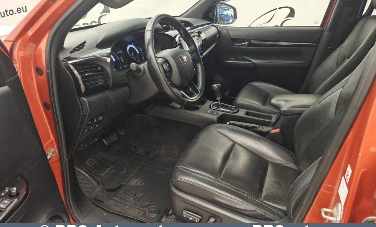 Toyota Hilux Double Cab 2.4 D-4D Anniversary Edition 4WD AT 2019 full