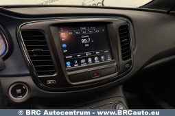 Chrysler 200 S 2.4i Tigershark Automatas 2016 full