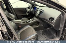 Chrysler 200 S 2.4i Tigershark Automatas 2016 full