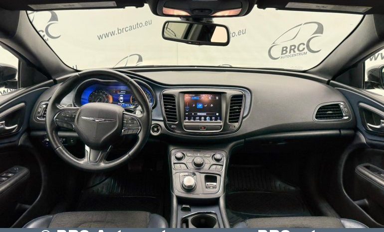Chrysler 200 S 2.4i Tigershark Automatas 2016 full