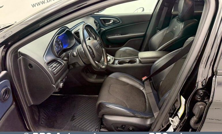 Chrysler 200 S 2.4i Tigershark Automatas 2016 full