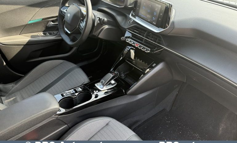 Peugeot 2008 1.5 BlueHdi Automatas 2021 full
