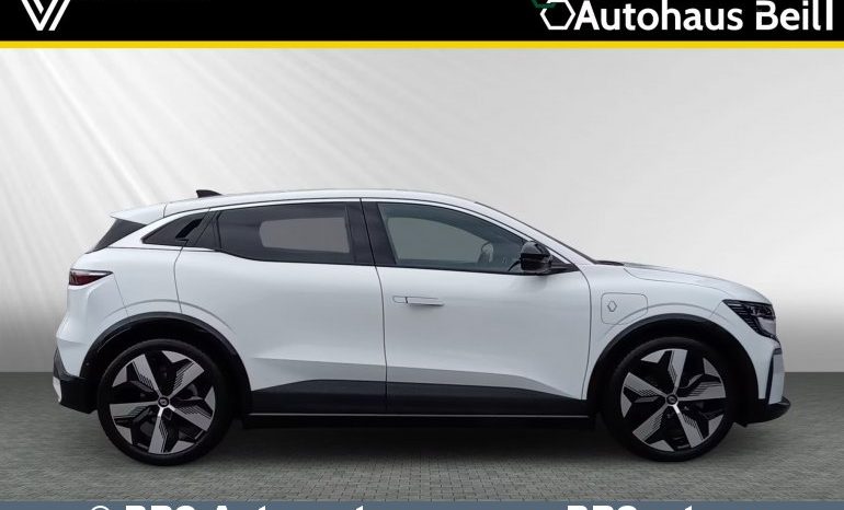 Renault Megane E-Tech 2022 full