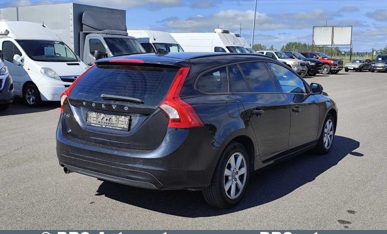 Volvo V60 1.6 DRIVe 2013 full
