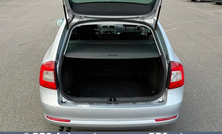 Skoda Octavia 1.8 TSI Automatas 2010 full