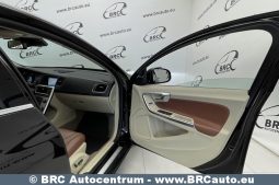 Volvo V60 Plug In Hybrid AWD Automatas 2013 full