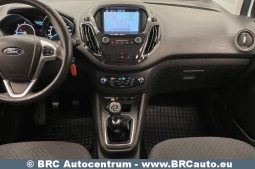 Ford Tourneo Courier 1.5 TDCi 2020 full
