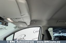 Ford Tourneo Courier 1.5 TDCi 2020 full