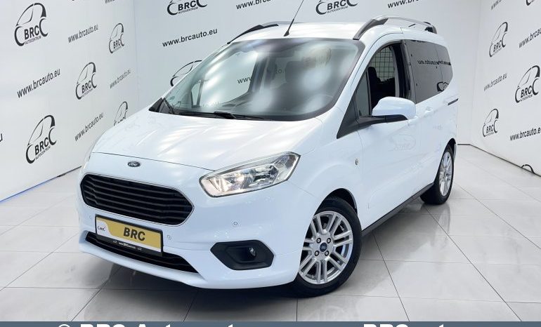 Ford Tourneo Courier 1.5 TDCi 2020 full